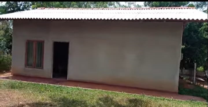 2-Bedroom House for Sale – Only 32 Lakhs!