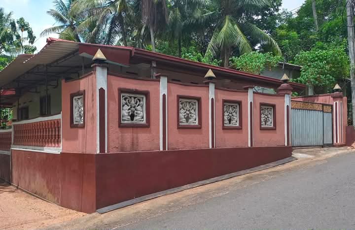 House for Sale in Dekatana