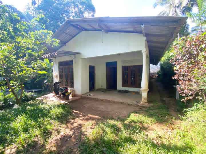 House for Sale in Pilimathalawa